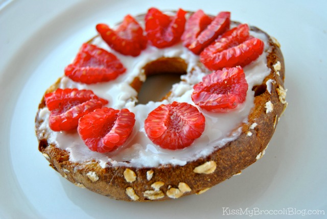 Berry Bagel with Coconut Butter