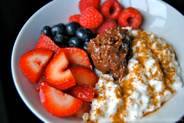 Cottage Cheese Berry Bowl