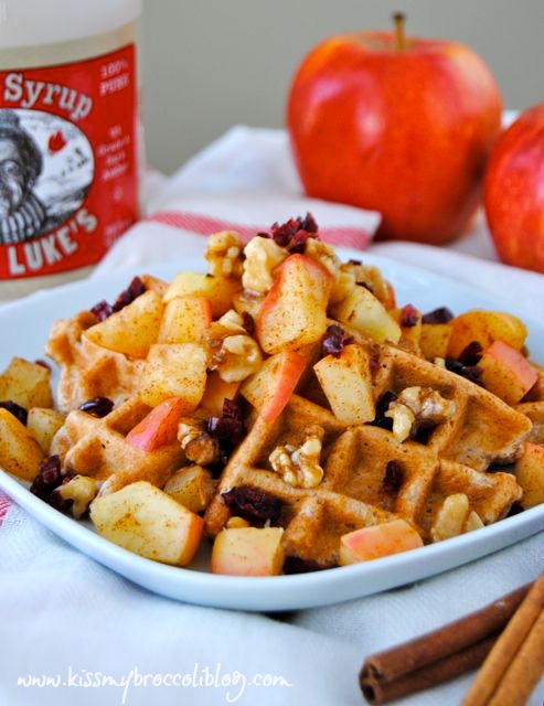 Apple Cinnamon Waffle for ONE! Packed with whole grains, this soft & chewy waffle topped with cinnamony apples will warm you from the inside OUT! Get the recipe at www.kissmybroccoliblog.com