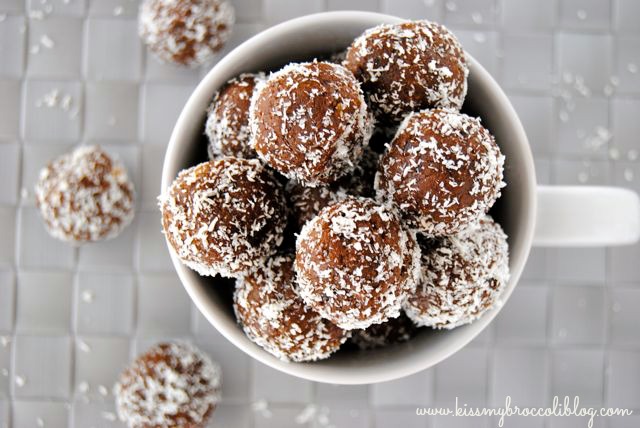 No-Bake Protein BUZZ Bites - A quick high-energy snack bite made from almond butter and REAL coffee protein powder!.jpg