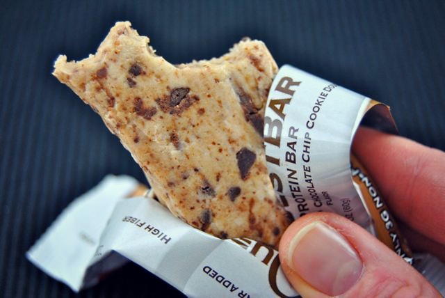 Chocolate Chip Cookie Quest Bar